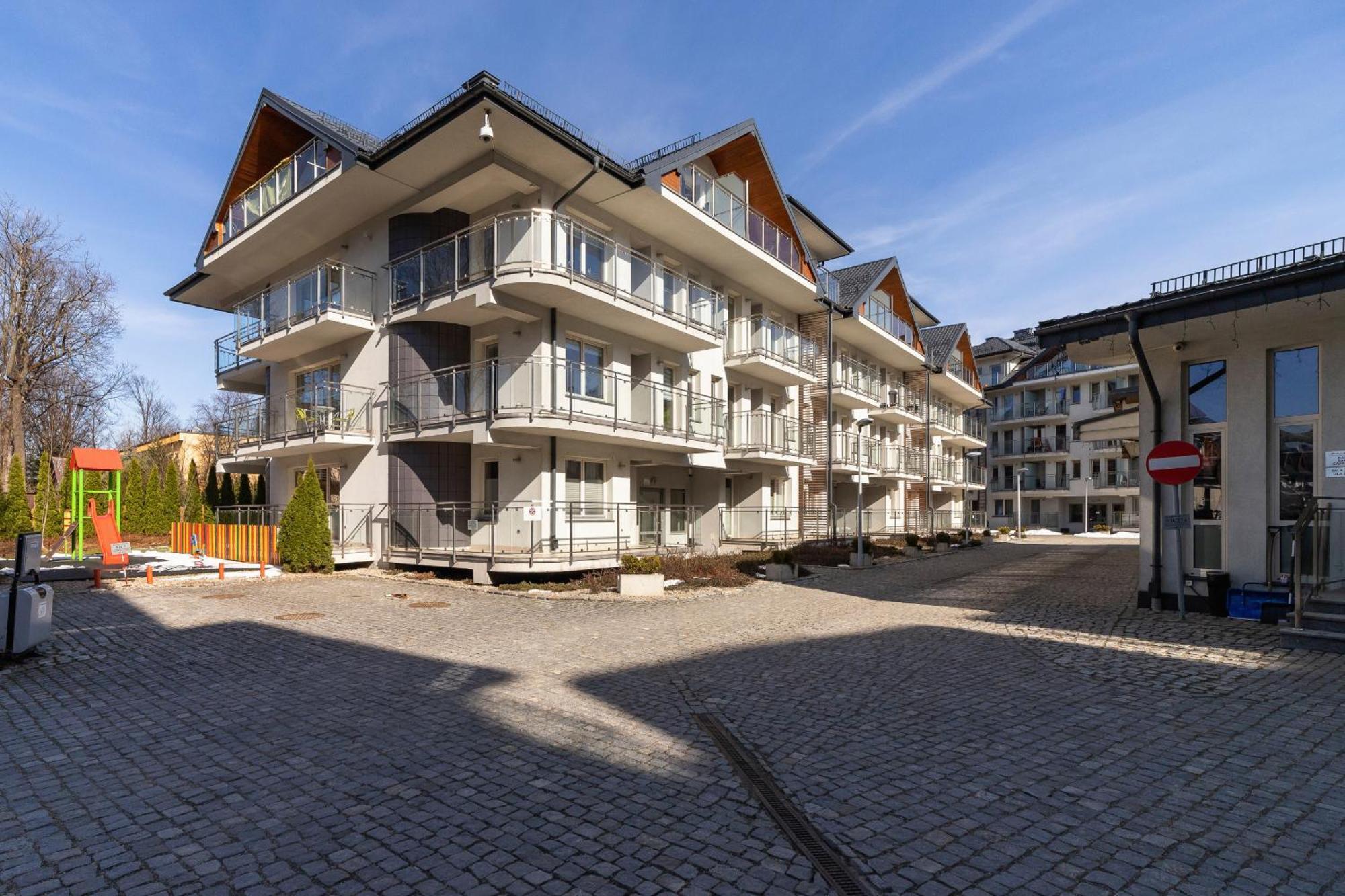 Przestronne Apartamenty W Zakopanem Z Trzema Sypialniami I Parkingiem By Noclegi Renters ภายนอก รูปภาพ